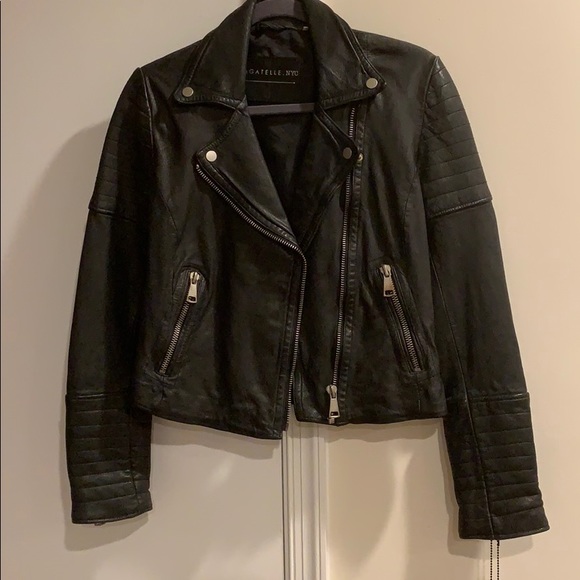 Leather jacket - Picture 1 of 6